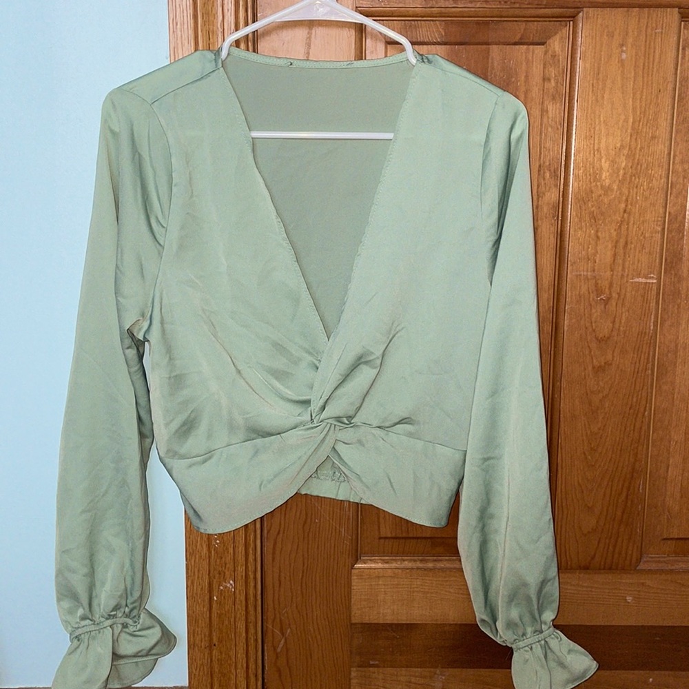 SAGE GREEN going out long sleeve